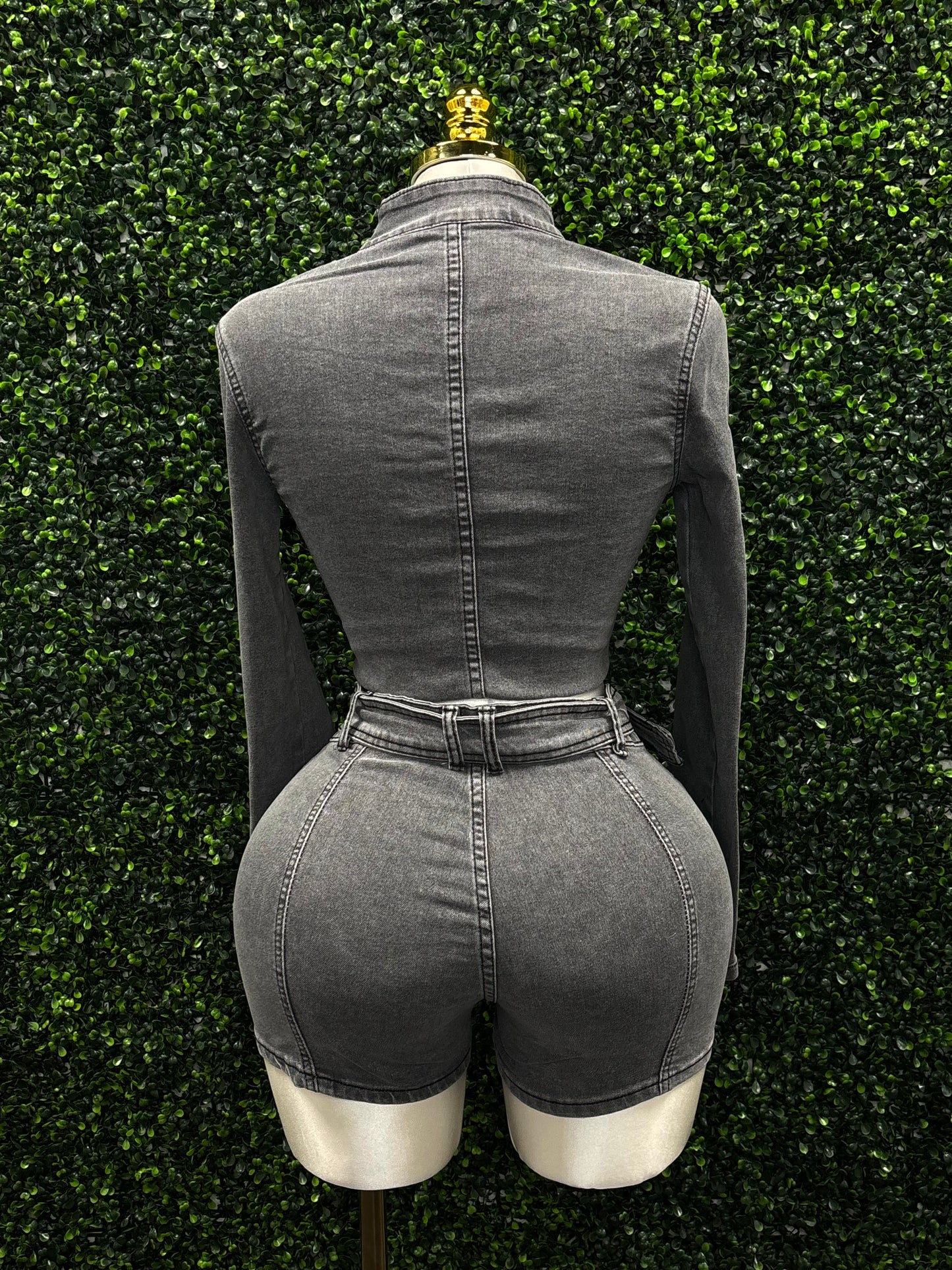Vixen Three-Piece Set
