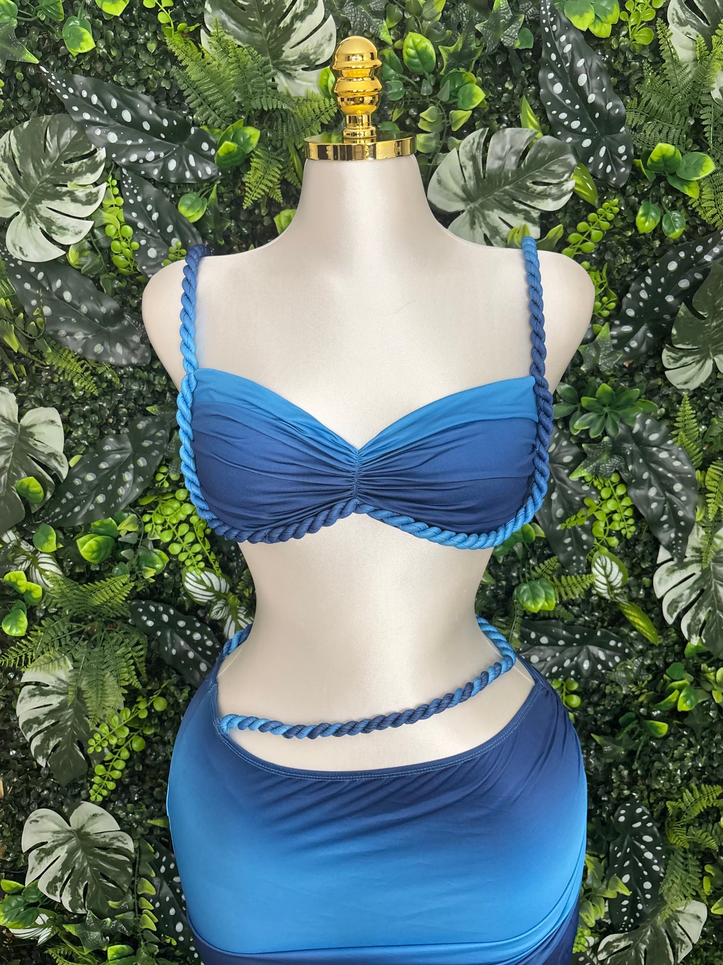 Atado Two-Piece Set
